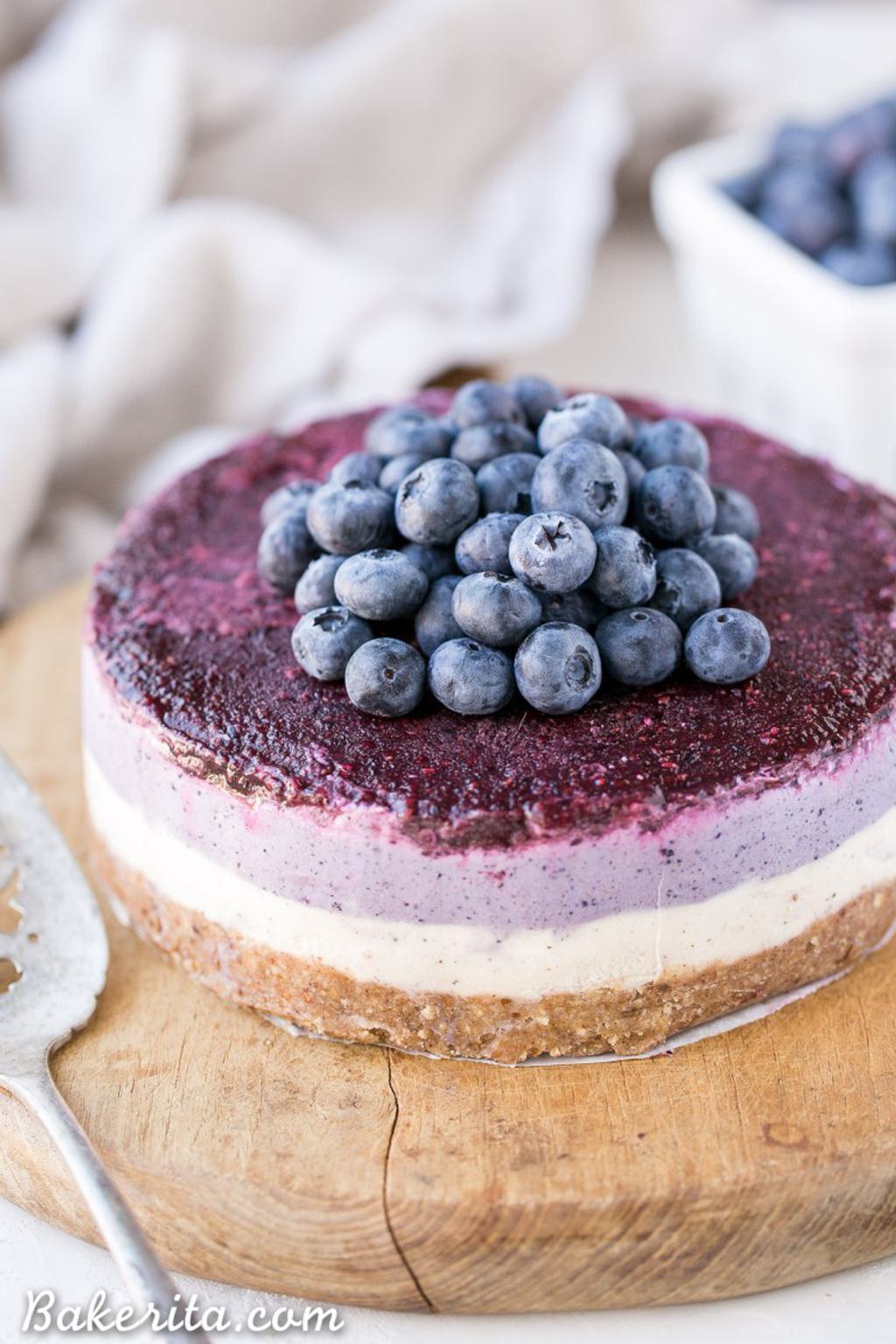 No Bake Layered Blueberry Cheesecake 4 75isvgg9p